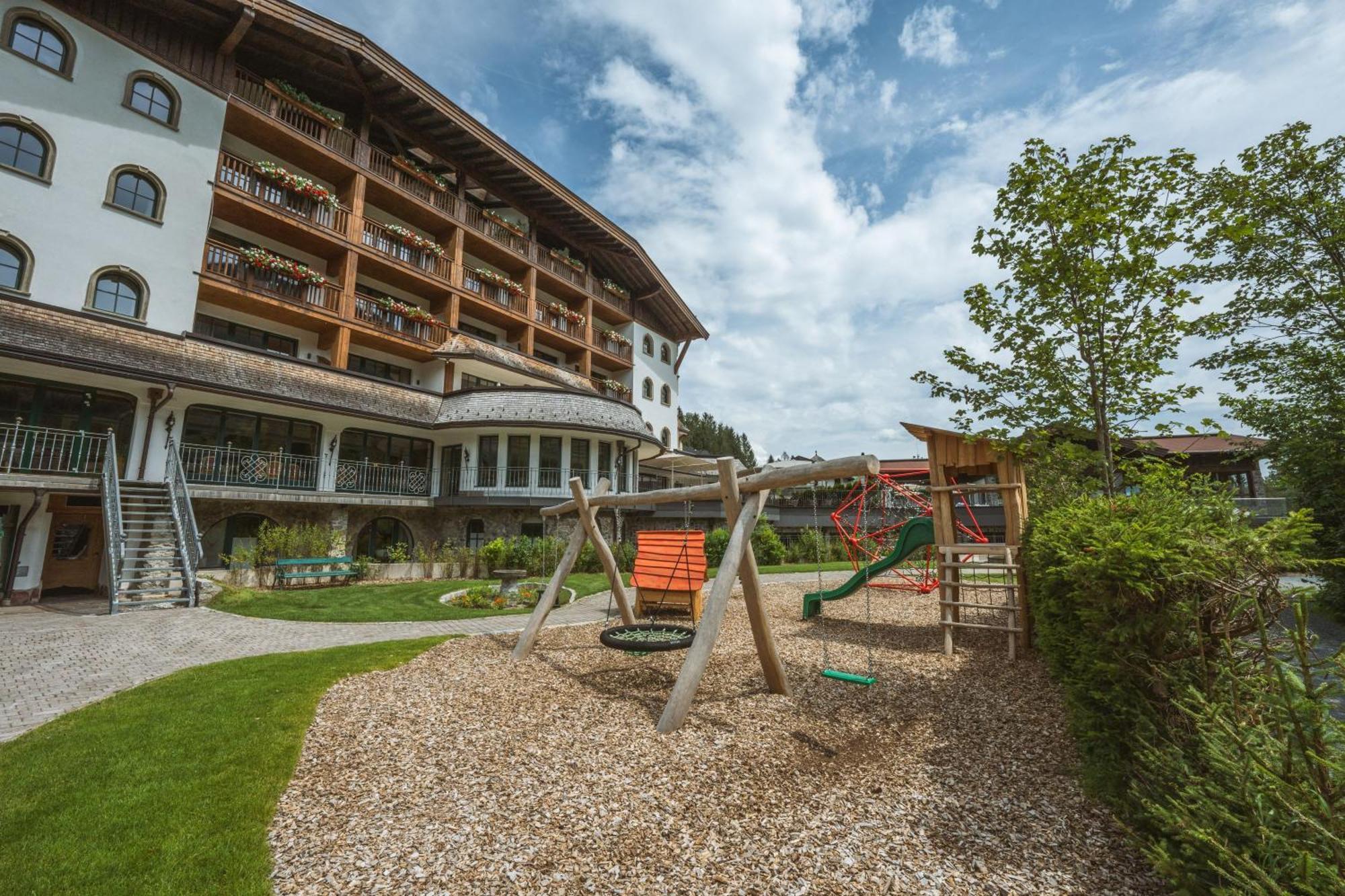 Hotel Jagdschloessl Kirchdorf in Tirol Esterno foto